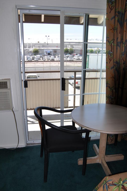 Lax Suites El Segundo Pokoj fotografie